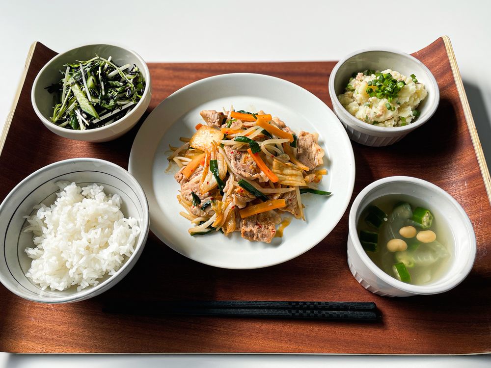 豚肉とキムチの炒め物定食｜レシピ・料理｜タニタ社員食堂レシピ